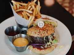 -db Bistro & Oyster Bar by Daniel Boulud(滨海湾金沙店)