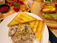 牛肉培根汉堡-遇见西木美式餐厅(体育路店)