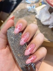 -隅日式美甲美睫專門店