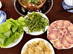-银同牦牛肉火锅
