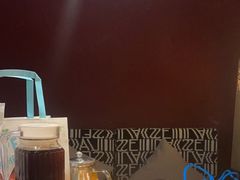 -苹果树下艺术餐厅(宋庄店)