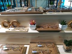 -Trend1881视光·蔡司视觉(领展广场店)