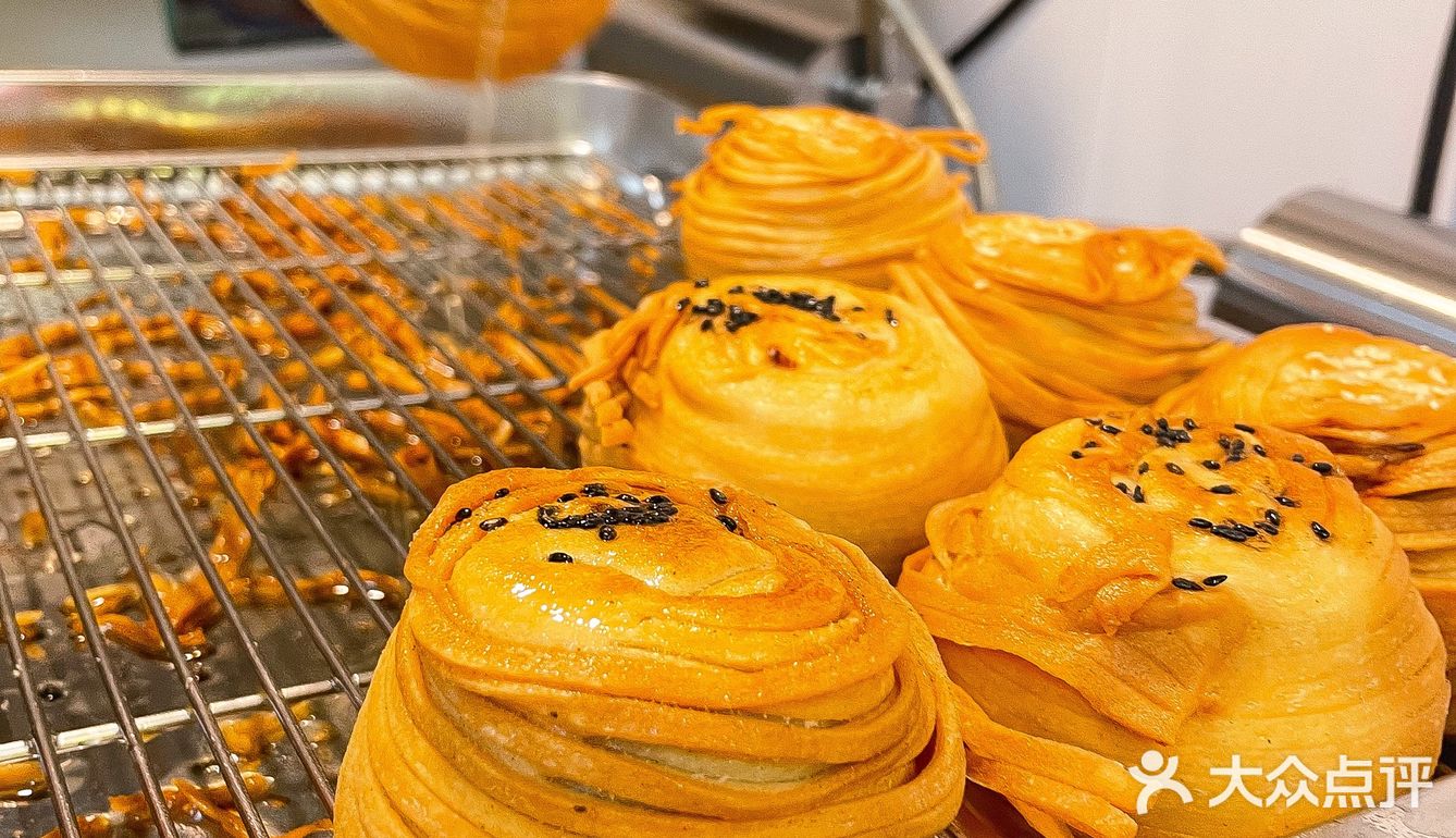一口爆汁，成都首家金丝牛肉饼