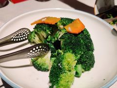 蒜蓉西兰花-千百味红餐厅·江西菜(绿地双子塔店)