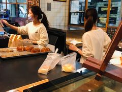 -Dough&Joe团憩(瑞虹天地月亮湾店)