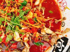 鲜椒美蛙-罗妈砂锅(四川成都奎星楼店)