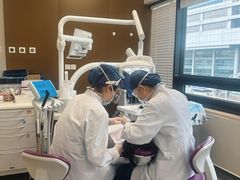 -上海仁爱医院口腔科 · 种植