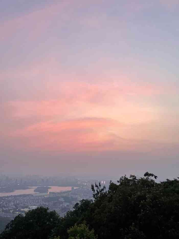 紫金山山顶公园