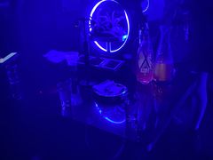 -OMO PARTY HOUSE