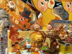 -泡泡玛特POPMART(侨福芳草地店)