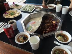 -重庆德庄火锅(体育中心店)