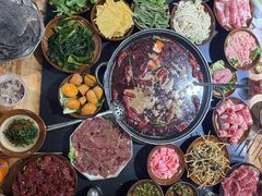 -重庆故事姊妹老火锅(财经学院店)