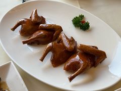 玻璃脆皮乳鸽-利苑酒家(金宝店)
