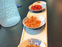 开胃小菜-凤凰湘语·湘粤鲜融(浦东旗舰店)