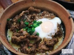 窝蛋牛肉煲仔饭-红星光发煲仔饭(大石街店)