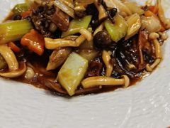 -聚春园自助餐厅(东街口店)