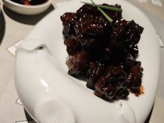 -穹六人间 people 6(岳阳路店)