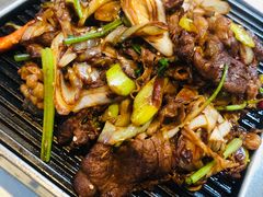 葱爆羊肉-旺顺阁鱼头泡饼(小红门店)