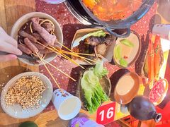 -赵美丽·重庆社区火锅·直营店(火车东站·中豪国际店)