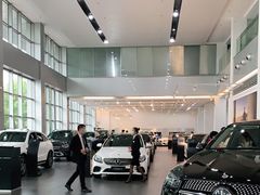 -奔驰上海利星(七宝店)