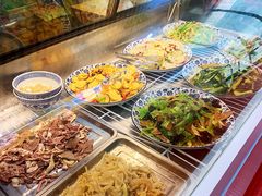自助取餐区-邢老三肉丸胡辣汤腊牛肉夹馍(朗福大厦店)