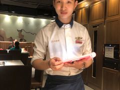 -海底捞火锅鲜切牛肉主题店(长寿路店)