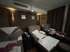 -金色印象·4K影院式足体养生(杨家坪西郊店)