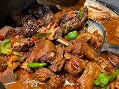 -挂旗柴锅鸡(蚌山区嘉年华店)