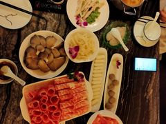 -云中捞高空旋转餐厅(商茂世纪广场店)