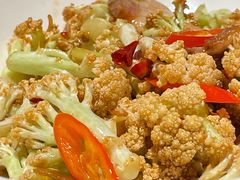 干锅咸肉花菜-青雅中餐厅(大连金石滩绿发希尔顿度假酒店)