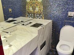 -比斯特上海购物村精品奥特莱斯