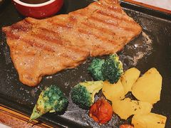 经典肋眼牛排-必胜客(世欧广场店)