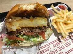 -The Habit Burger Grill 哈比特汉堡(爱琴海店)
