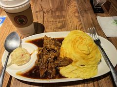 -玛格萝妮(汇智国际商业中心店)