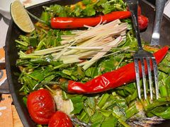 -云海肴·汽锅鸡·云南菜(天山百盛优客店)