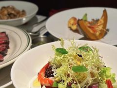 -MONICH牛排融合餐厅(和义大道购物中心店)