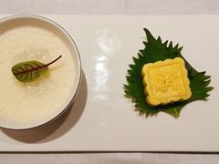 绿豆糕双皮奶时令水果-Yan Ting 宴庭中餐厅(上海静安瑞吉酒店)