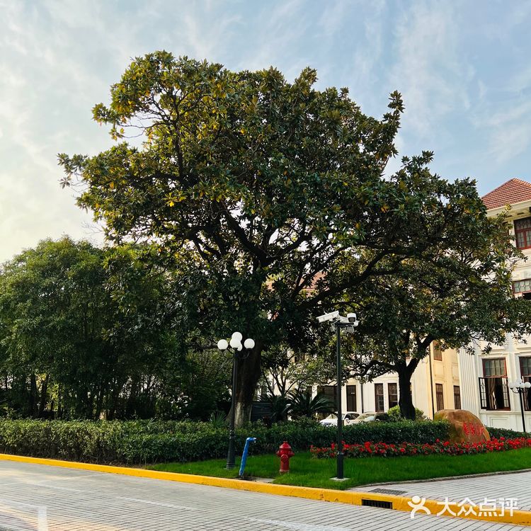 百年法式建筑/康定花园