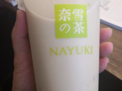 -奈雪的茶(青岛卓悦里INTOWN店)