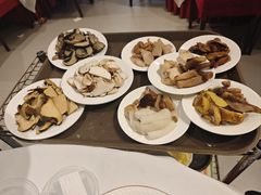 -天宜隆蘑菇宴火锅(石景山旗舰店)