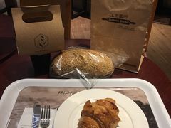 牛角可颂-COSTA COFFEE(武汉天地店)