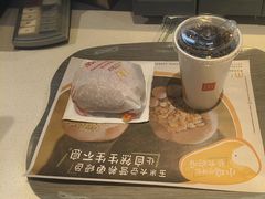 -麦当劳(鄂尔多斯机场店)