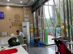 -京穆兰兰州牛肉面·清真(盛龙广场店)