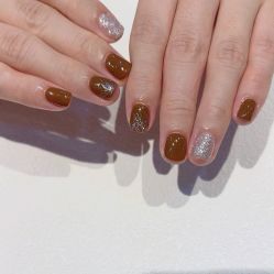 -花系美·美甲美睫精品店