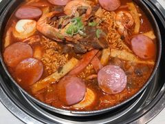 -三清洞摩西韩式年糕火锅(威高广场店)