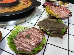 -扎起市井老火锅(乐山总店)