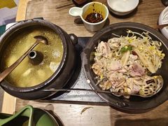 云海肴汽锅鸡-云海肴云南菜(浦江欢乐颂店)