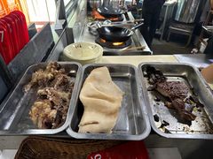 -何永光123鲜牛肉馆(1号店)