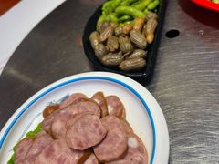 -雪乡人家东北菜·铁锅炖一切(高斯路店)