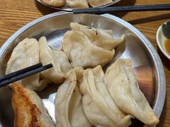 -黄阿姨锅贴大王(万航渡路店)